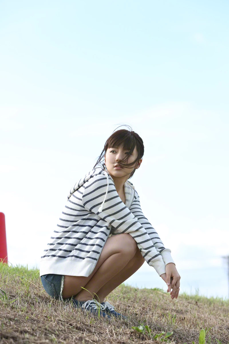 真野恵里菜[Wanibooks] 2015年05月号 #131 Erina Mano [577P]