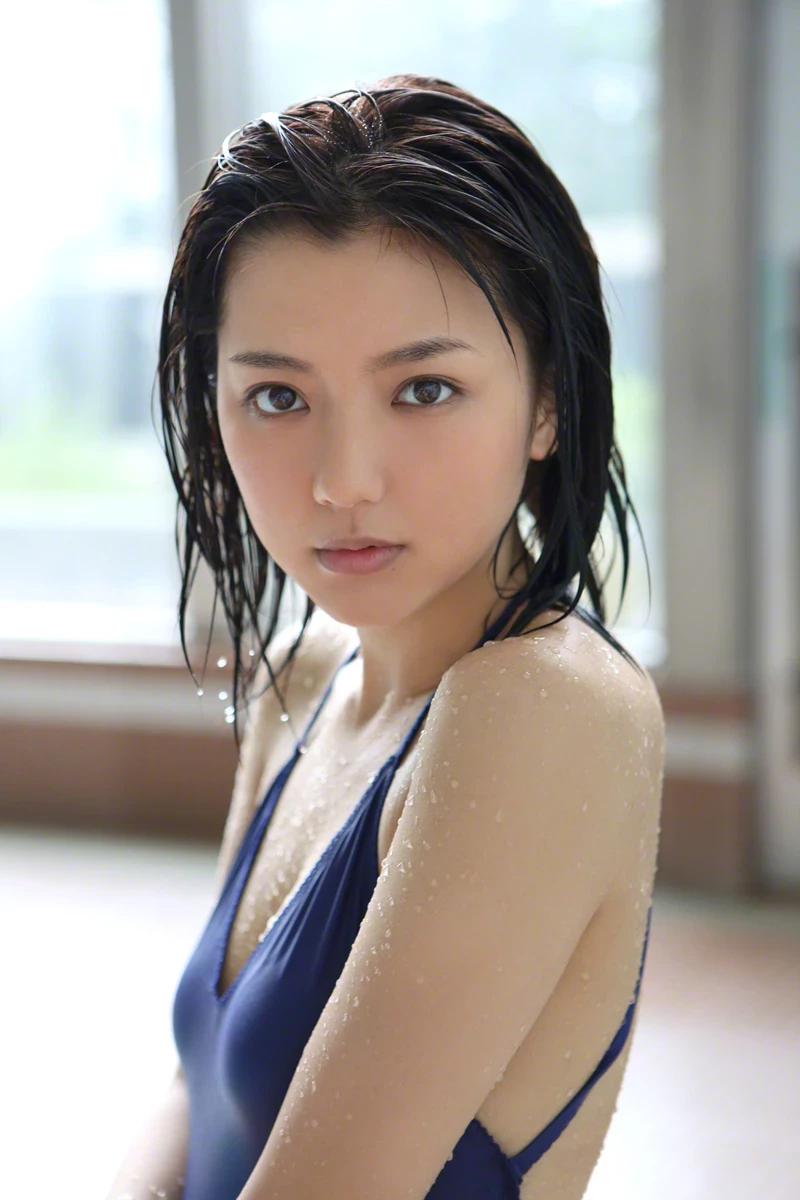 真野恵里菜[Wanibooks] 2015年05月号 #131 Erina Mano [577P]