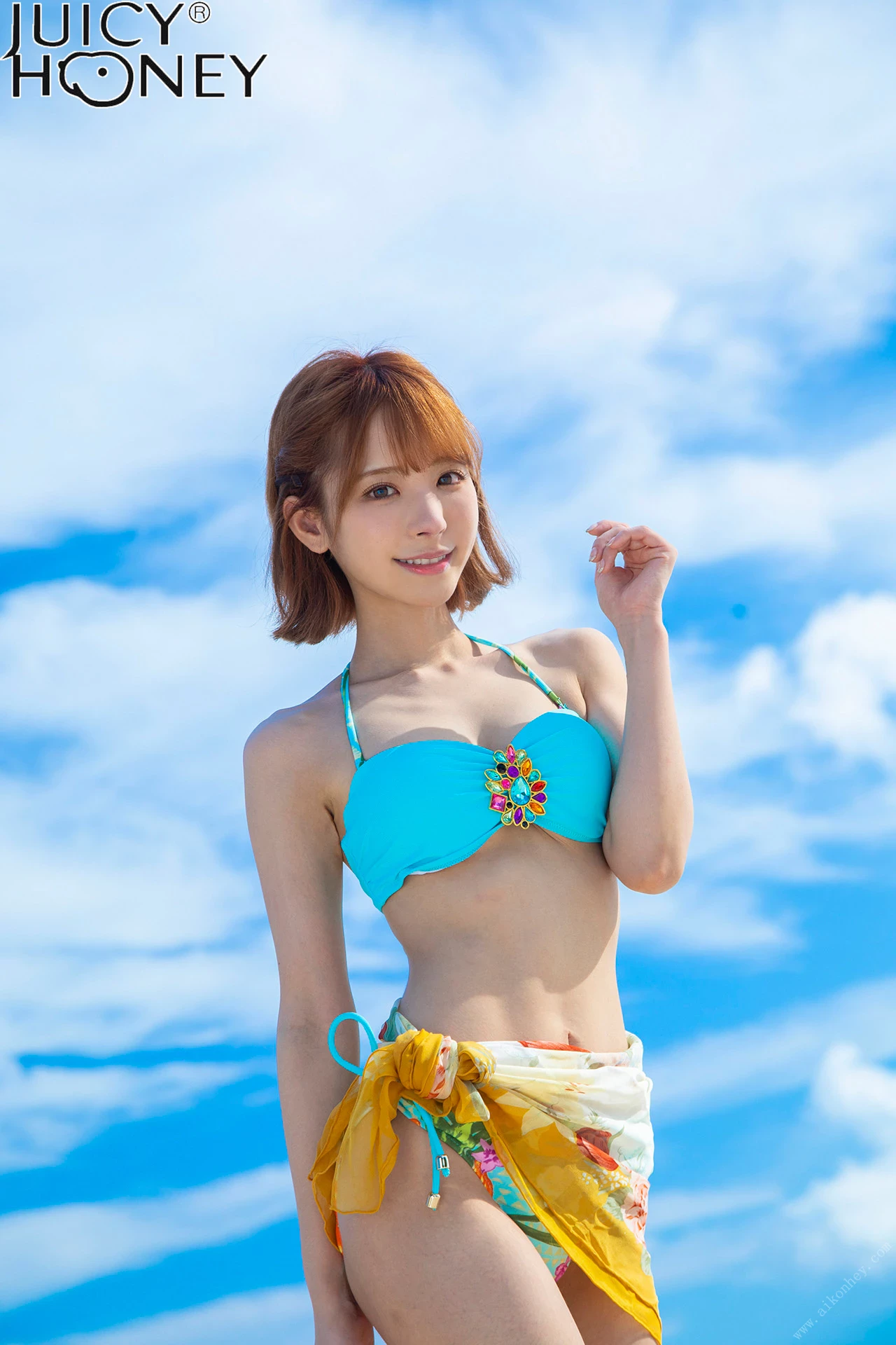 荣川乃亚[栄川乃亜][Photobook] Noa Eikawa Ichigo Hakusho “いちご白书” alarm [298P]