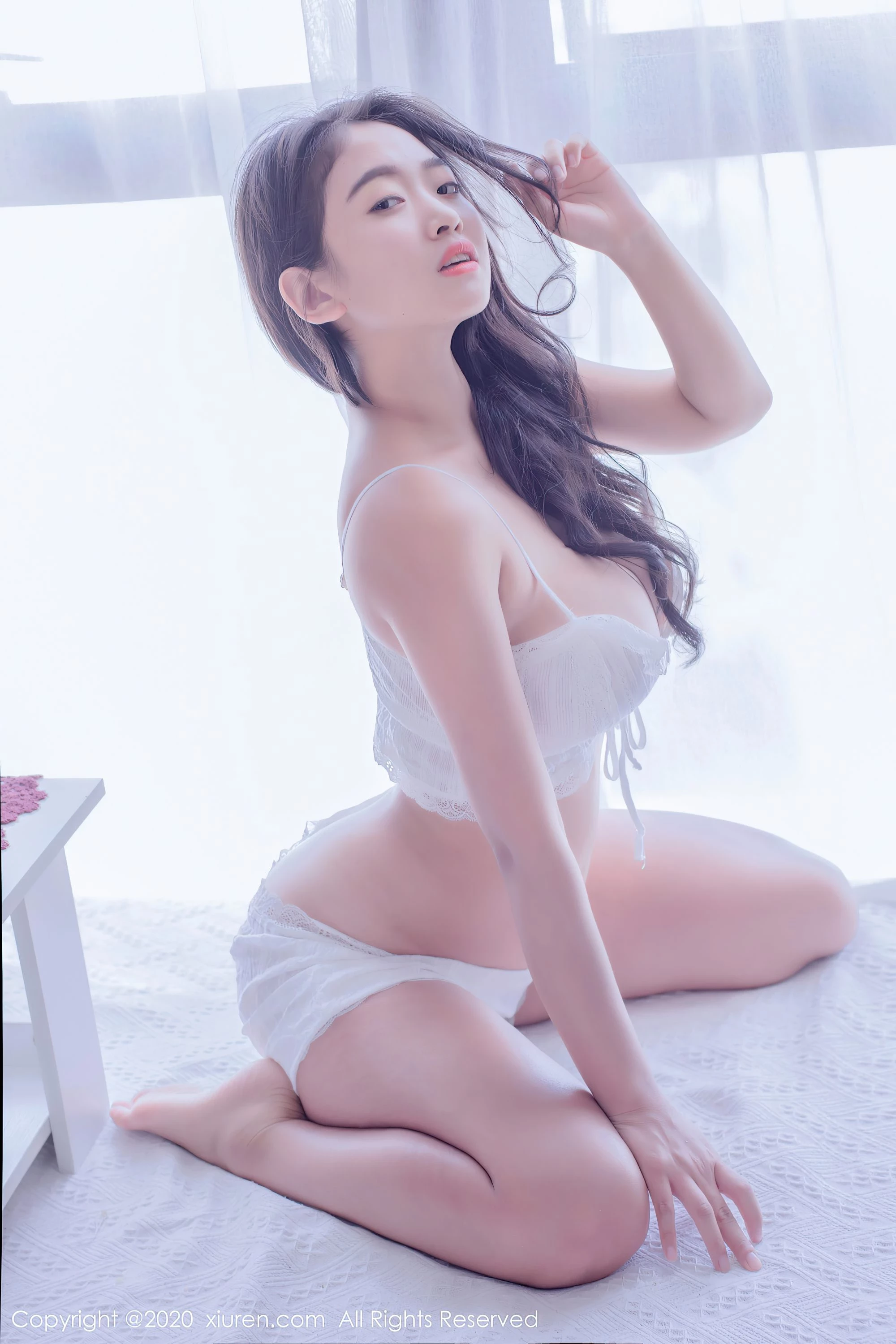 [Xiuren秀人系列]2020.11.25 No.2821 舞媚歆 完整版无水印写真[61P]