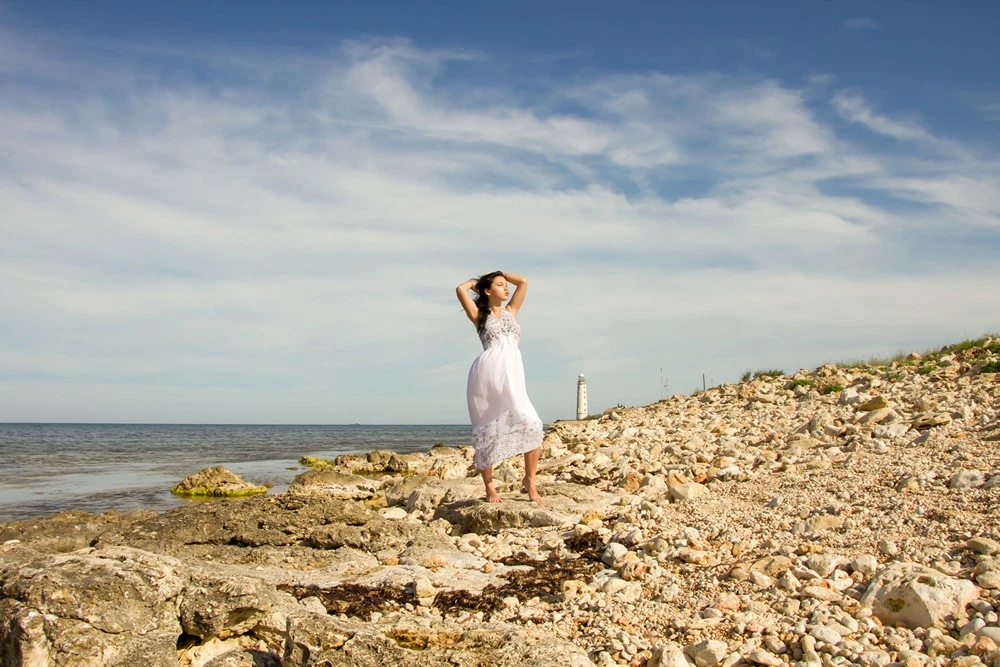 [Stunning18]Nov 20, 2023 - Cara Q - Sea Breeze in Her Hair[115P]