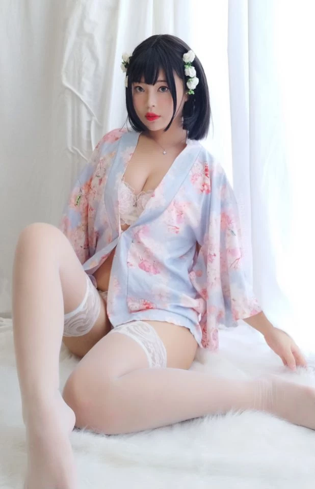 和服大奈姐姐