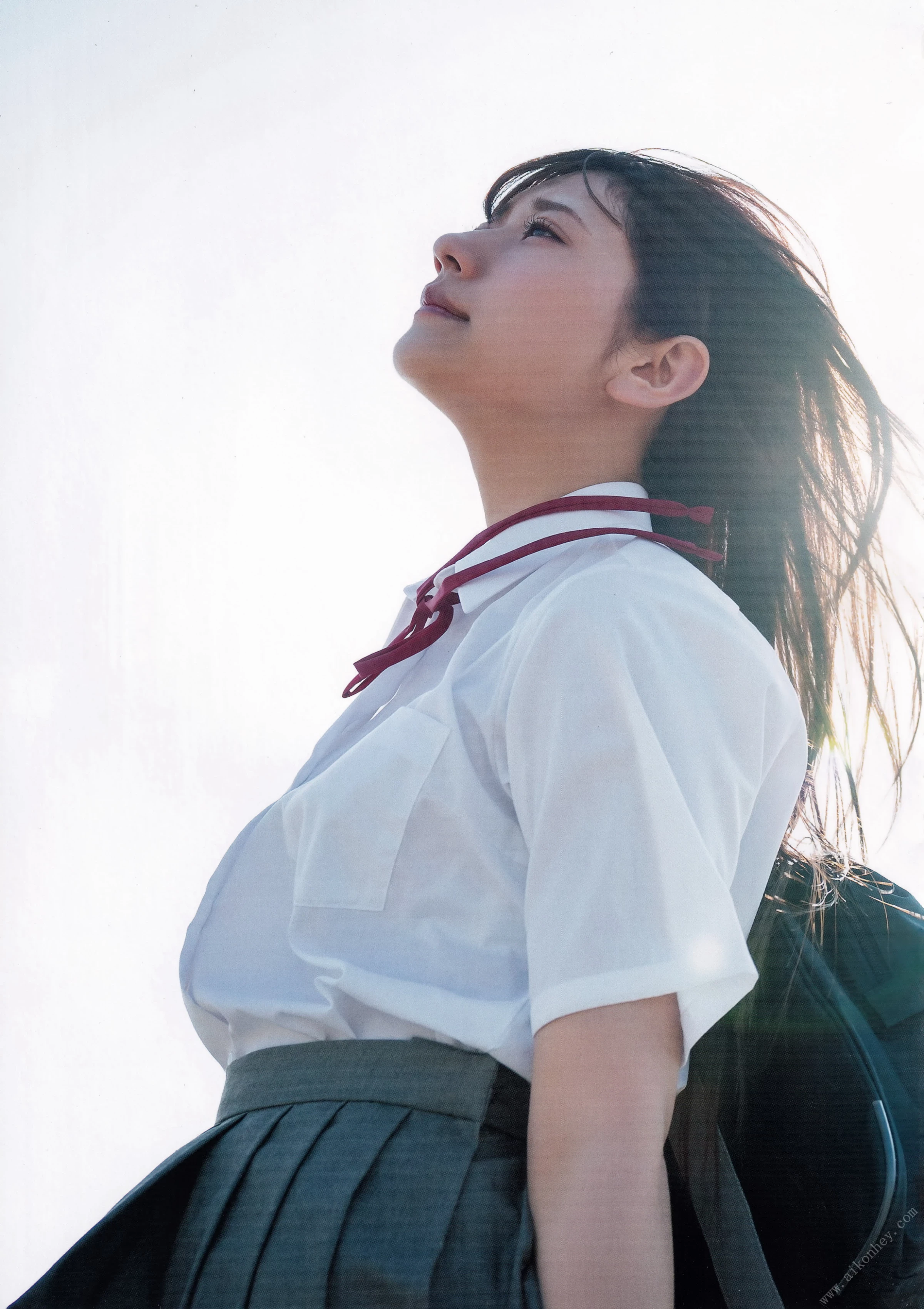 山田麻莉奈[Photobook] Marina Yamada 1st Photobook - Mariri まりり [2019-05-23] [103P]