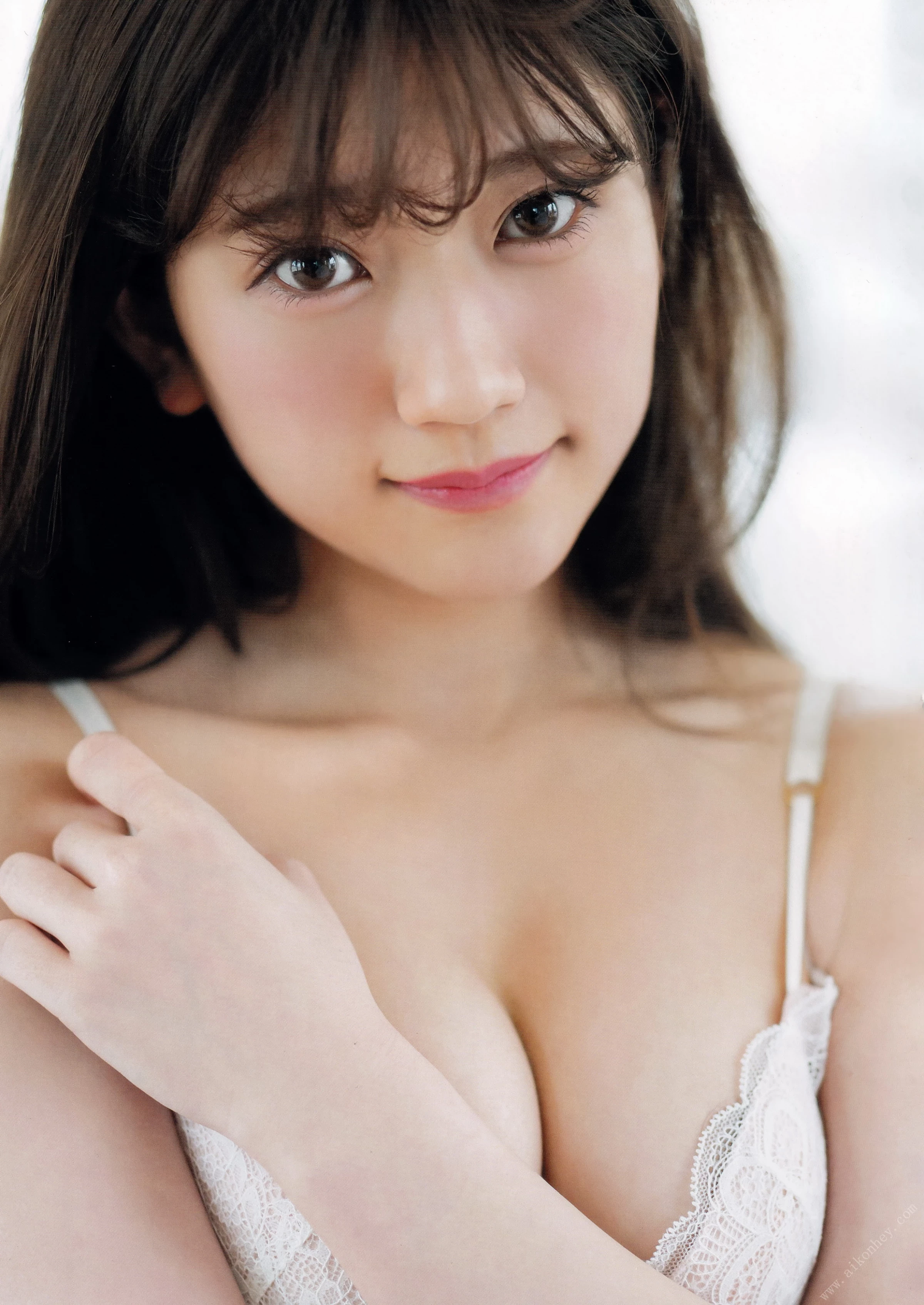 山田麻莉奈[Photobook] Marina Yamada 1st Photobook - Mariri まりり [2019-05-23] [103P]