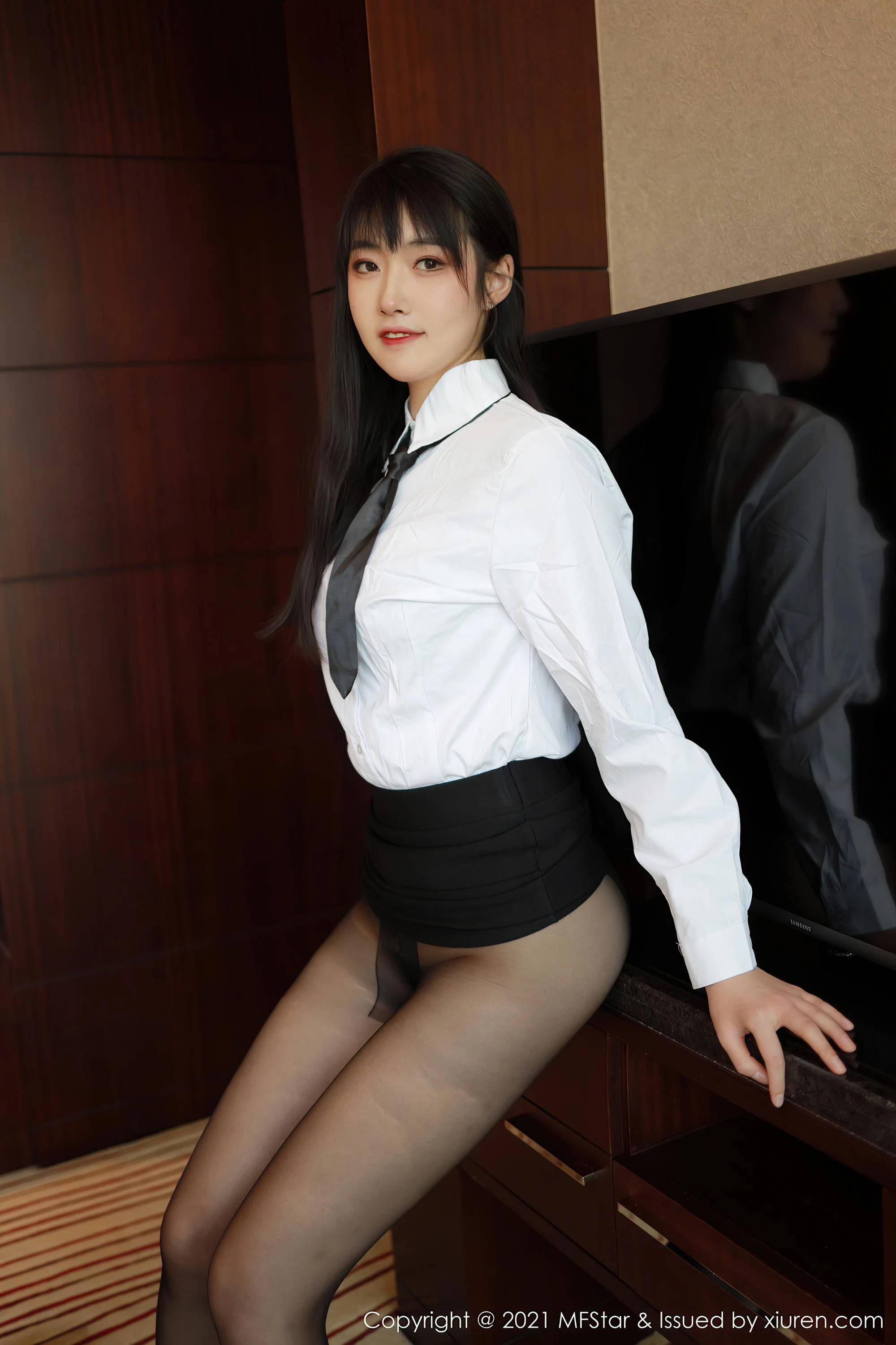 [MFStar模范学院]2021.01.28 Vol.449 锅包又you完整版无水印写真[52P]