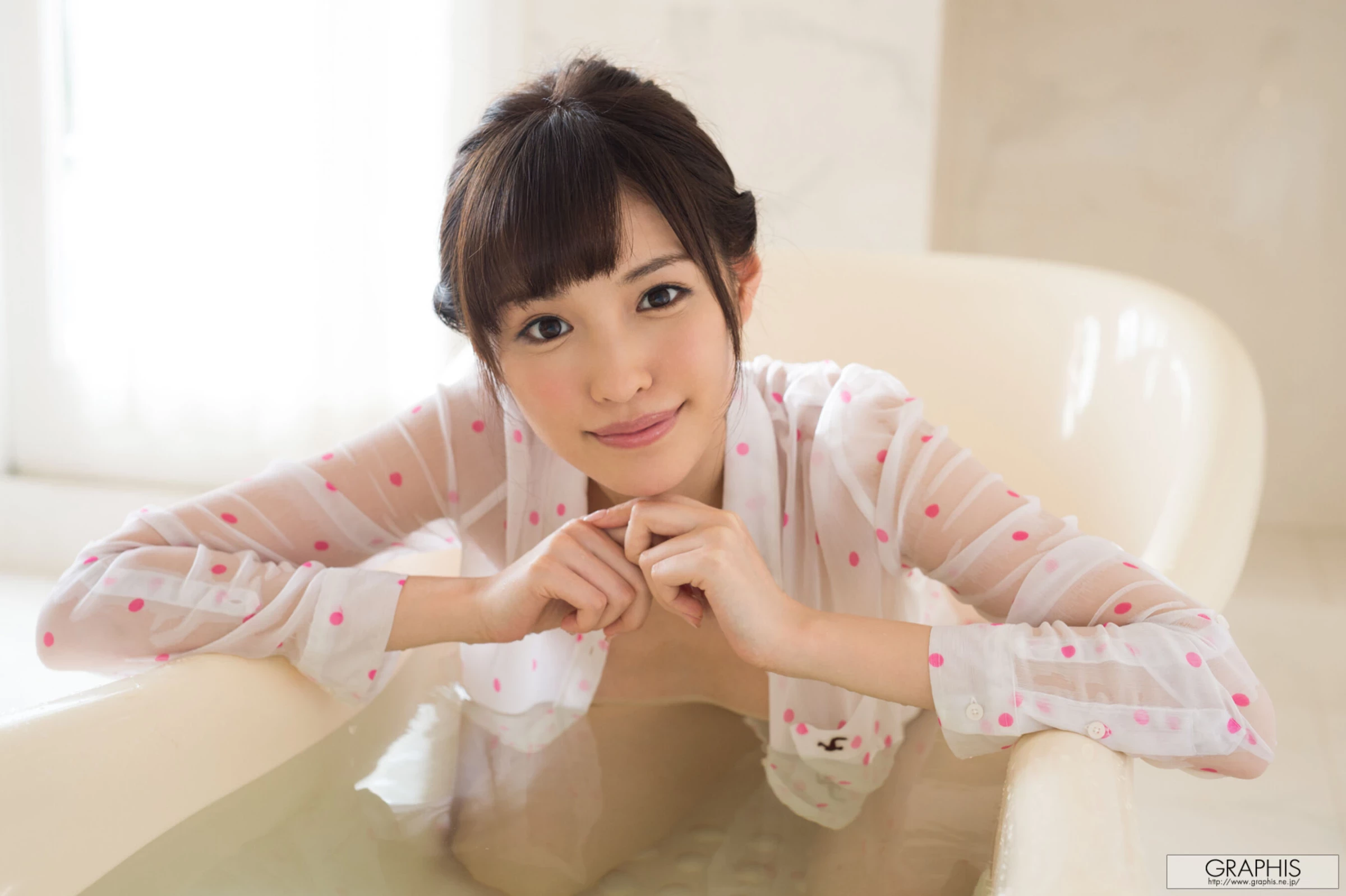 新有菜 [新ありな][Photo][Graphis]Angel whisper[Gals Vol.387] [136P]