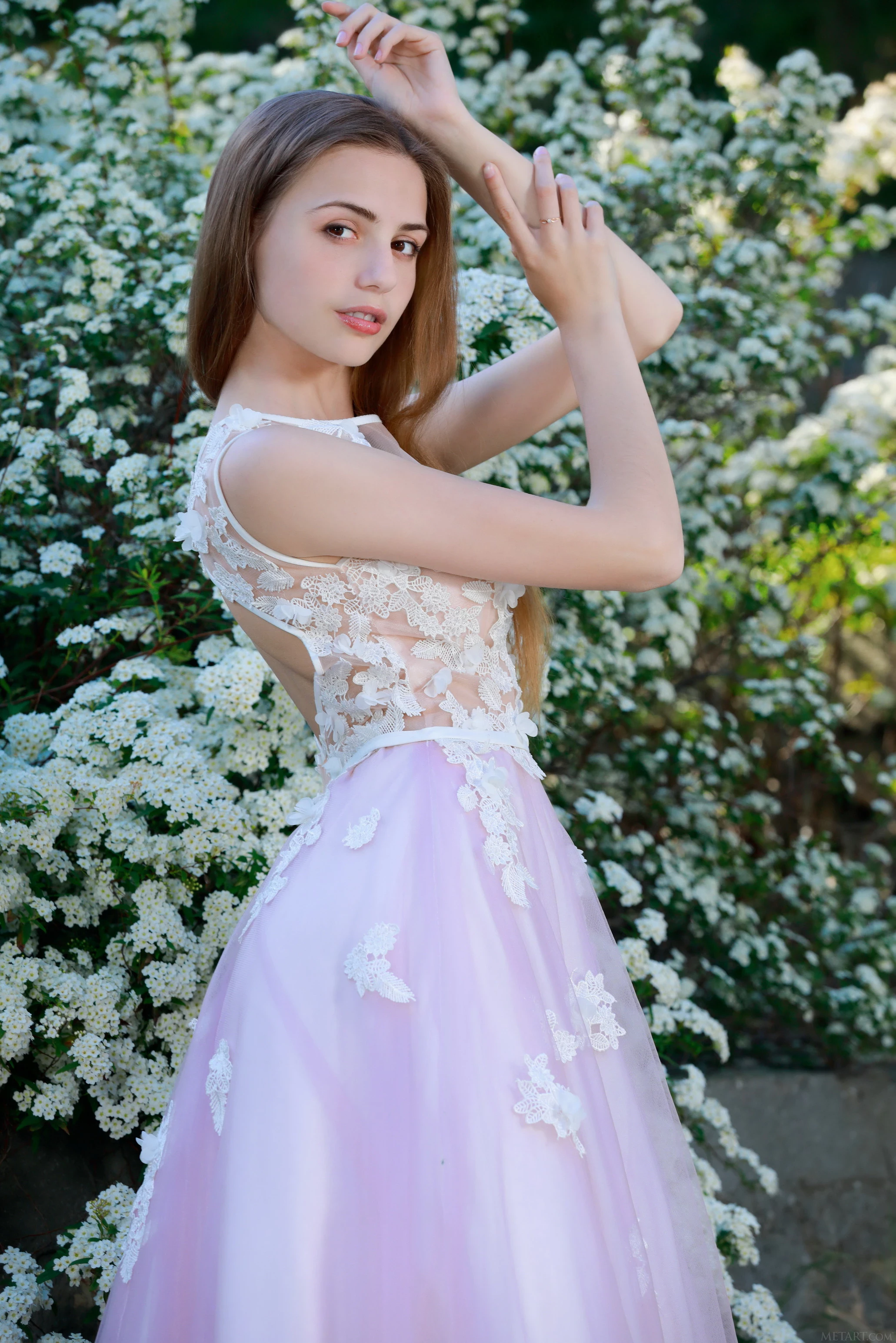 Elle Tan - Fantasy Bride [116P]