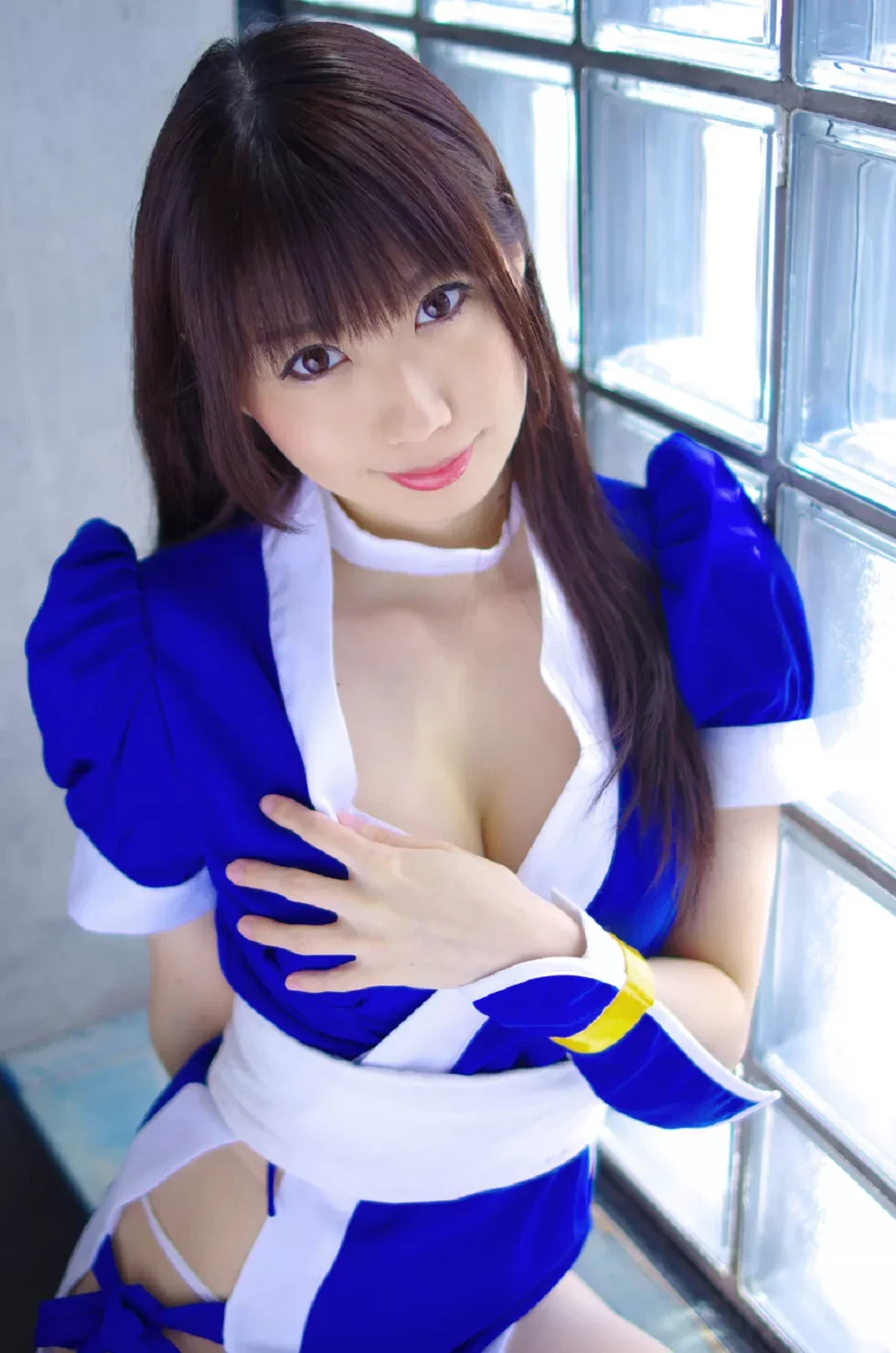 [Cosplay精选]COS正片《霞浪漫》美女武士的白丝美腿性感写真337P