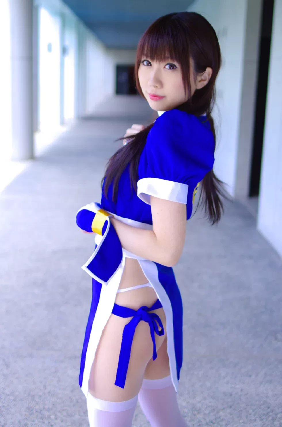 [Cosplay精选]COS正片《霞浪漫》美女武士的白丝美腿性感写真337P