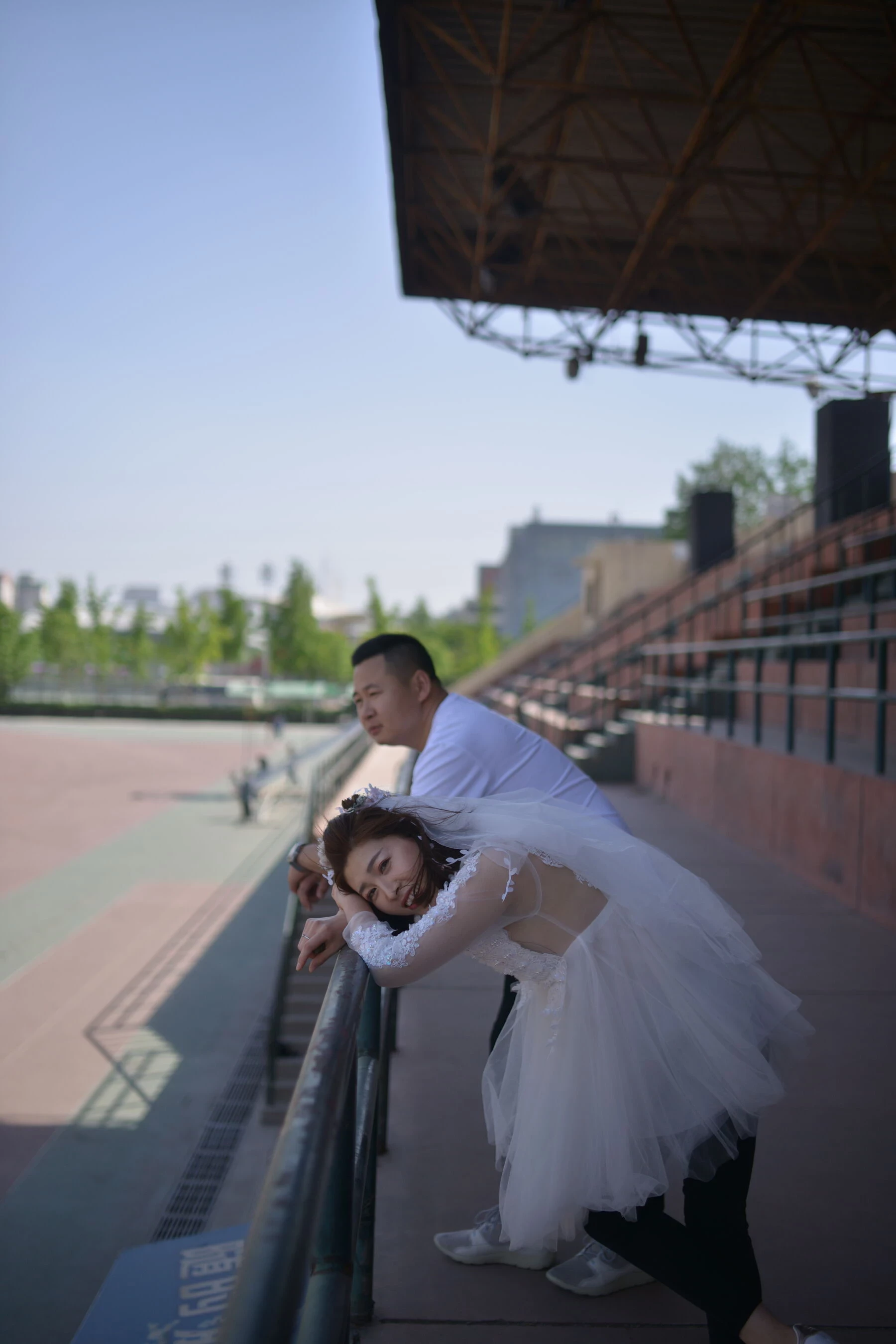 [Photo]小夫妻露点婚纱照 [575P]