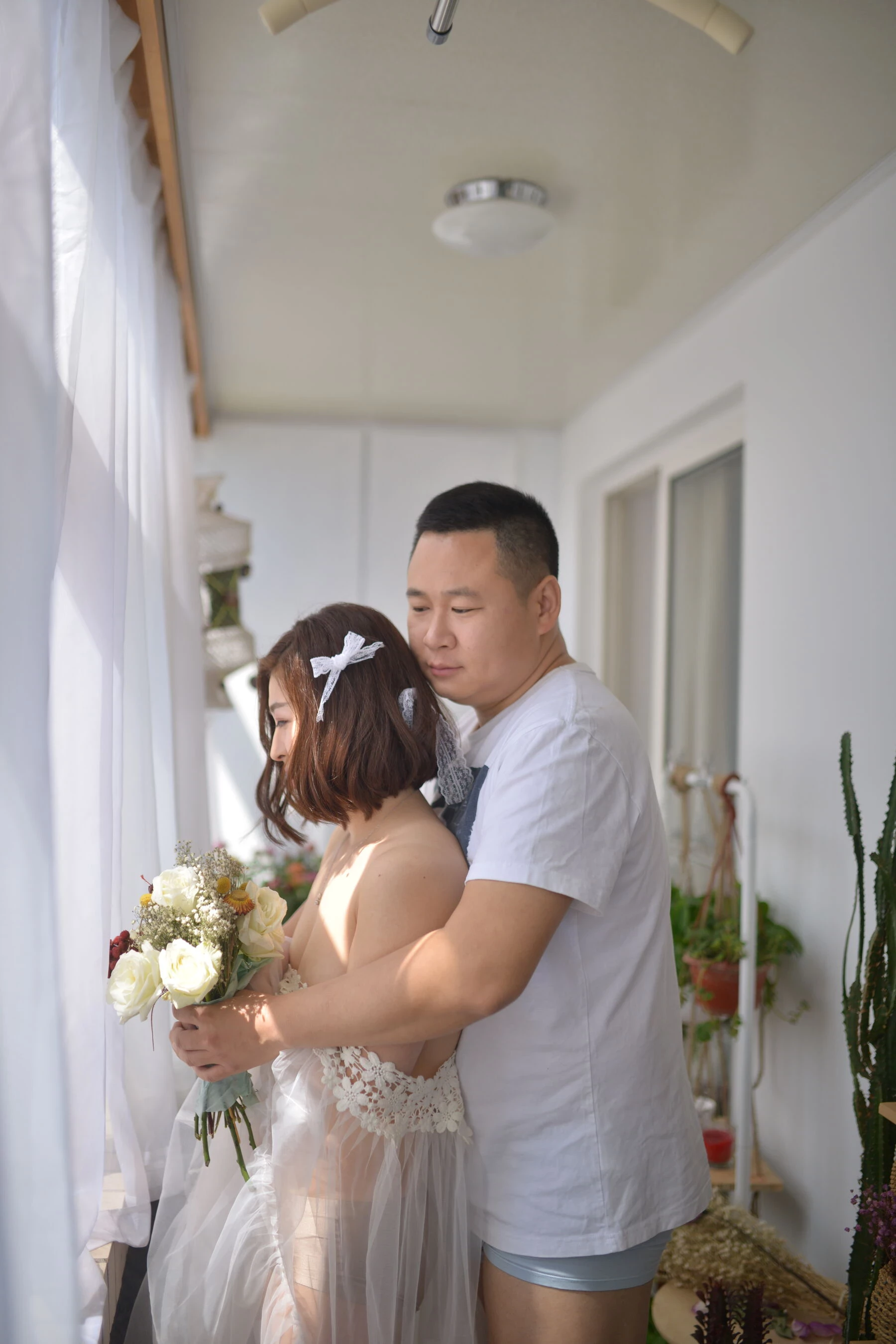 [Photo]小夫妻露点婚纱照 [575P]