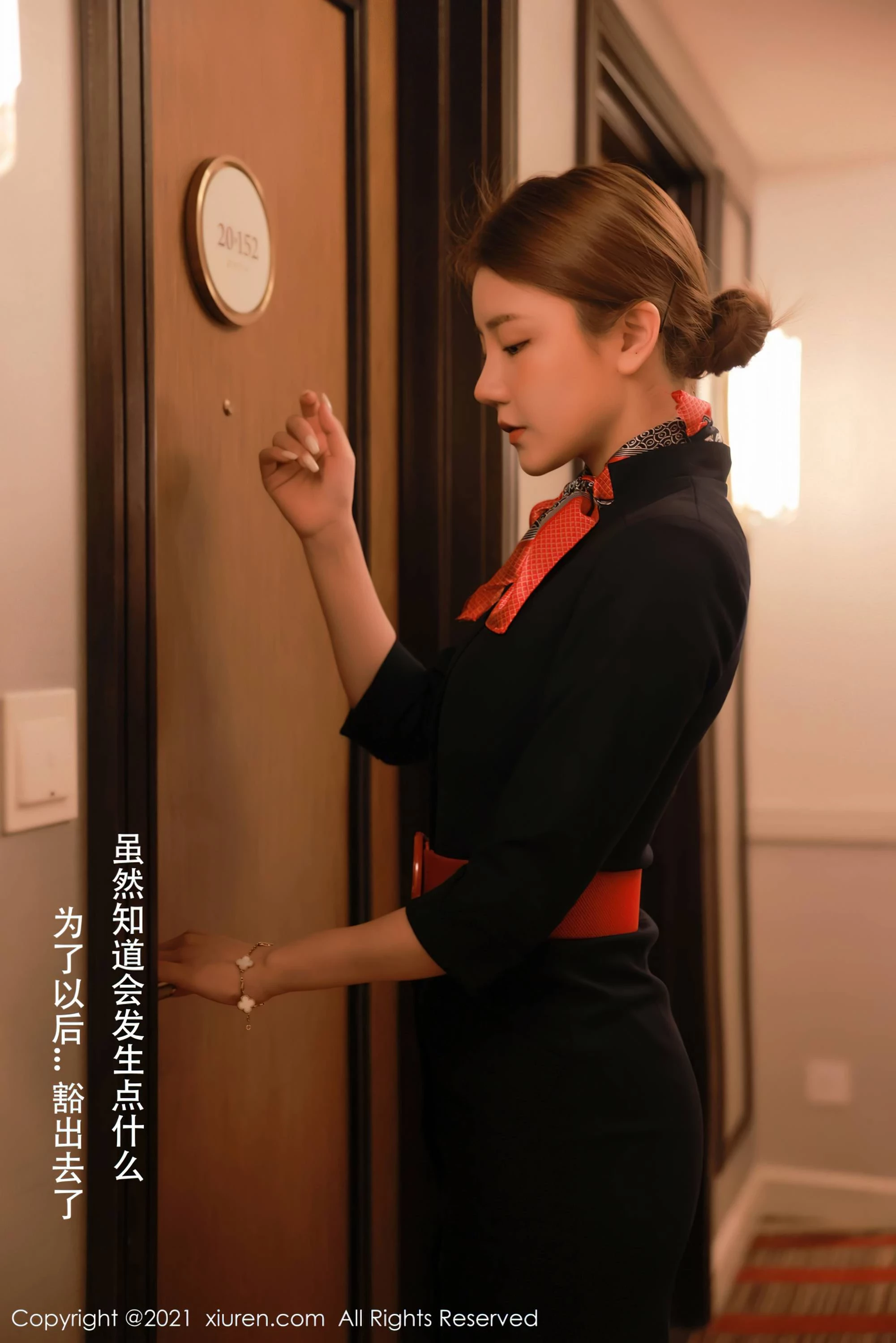 [Xiuren秀人系列]2021.09.13 No.3933 夏西CiCi 完整版无水印写真[55P]