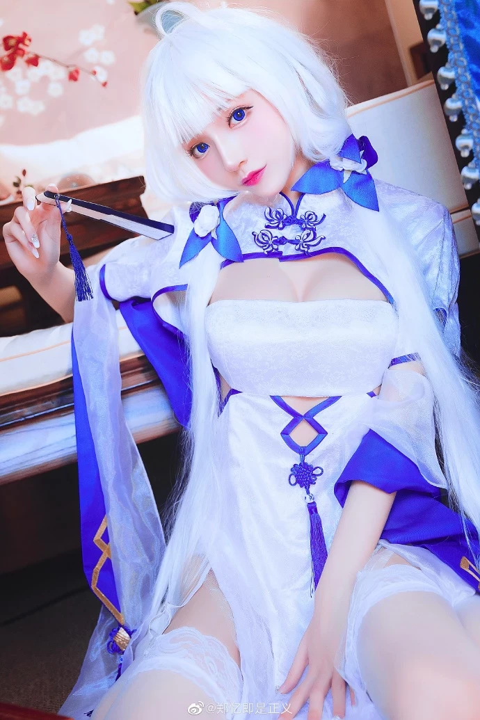 《碧藍航線》光輝鍾情春日旗袍性感長腿Cosplay[CN：鄭憶即是正義] [12P]