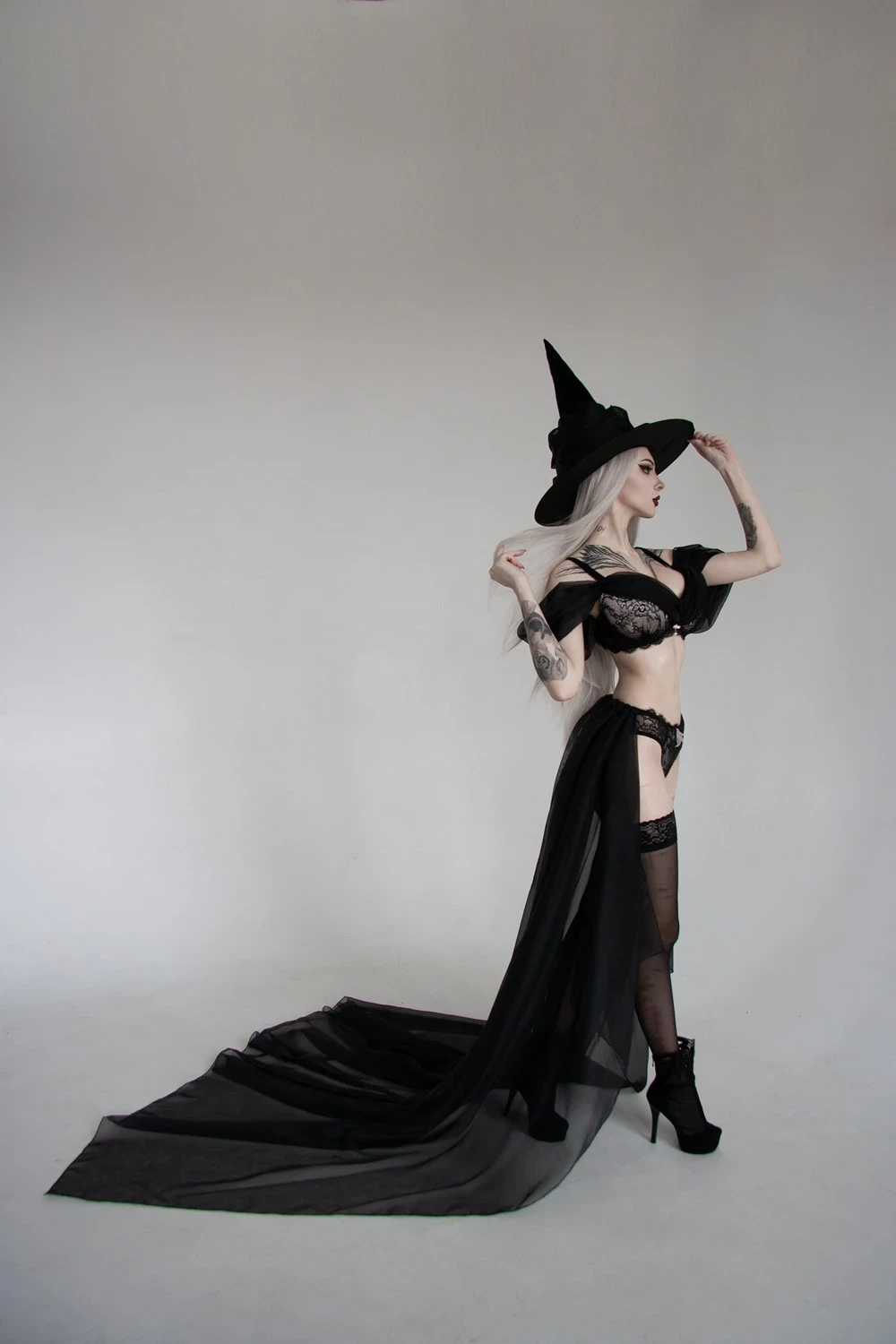 Alin Ma Xenon_ne - Halloween Witch