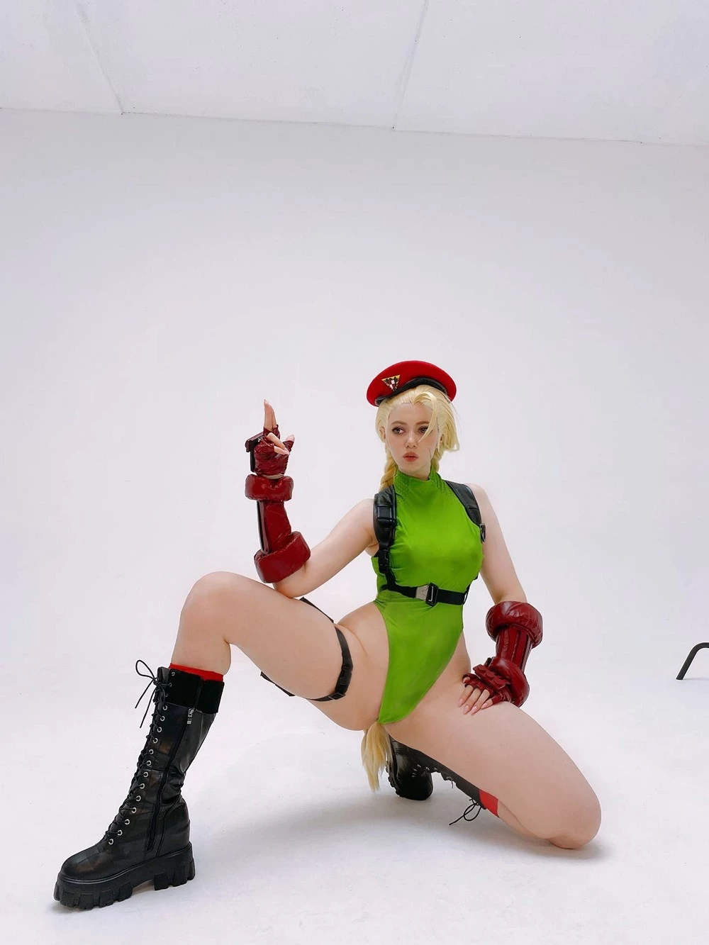 Alina Becker - Cammy