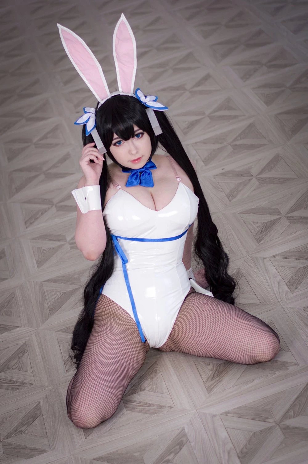 Yoshinobi - Hestia Bunny