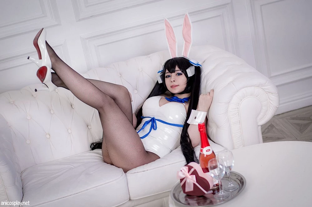 Yoshinobi - Hestia Bunny