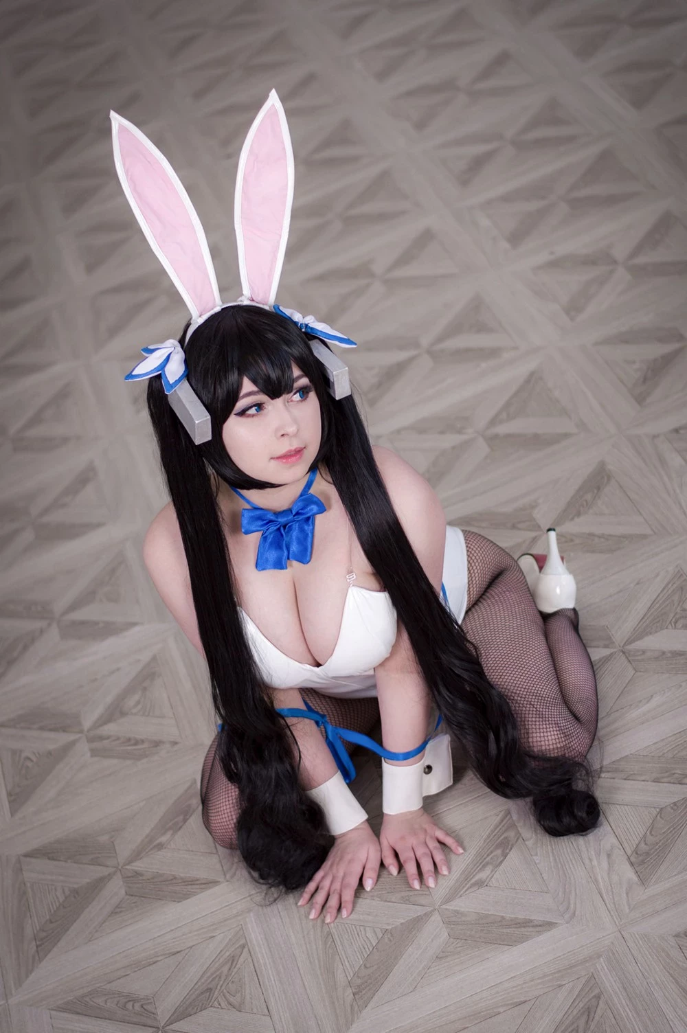 Yoshinobi - Hestia Bunny