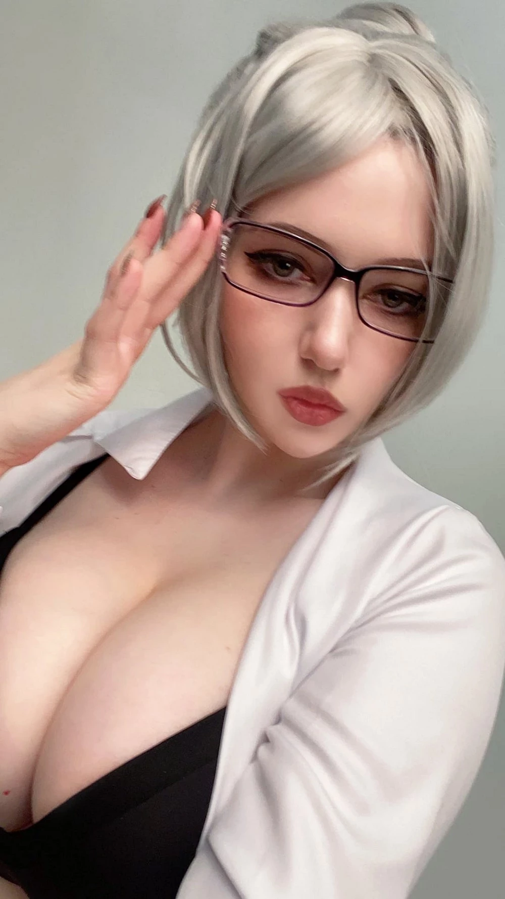 Alina Becker - Meiko Shiraki