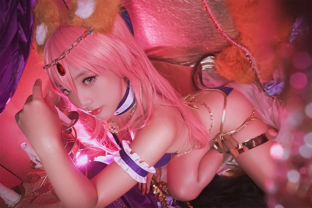 Messie Huang - Tamamo Dancer