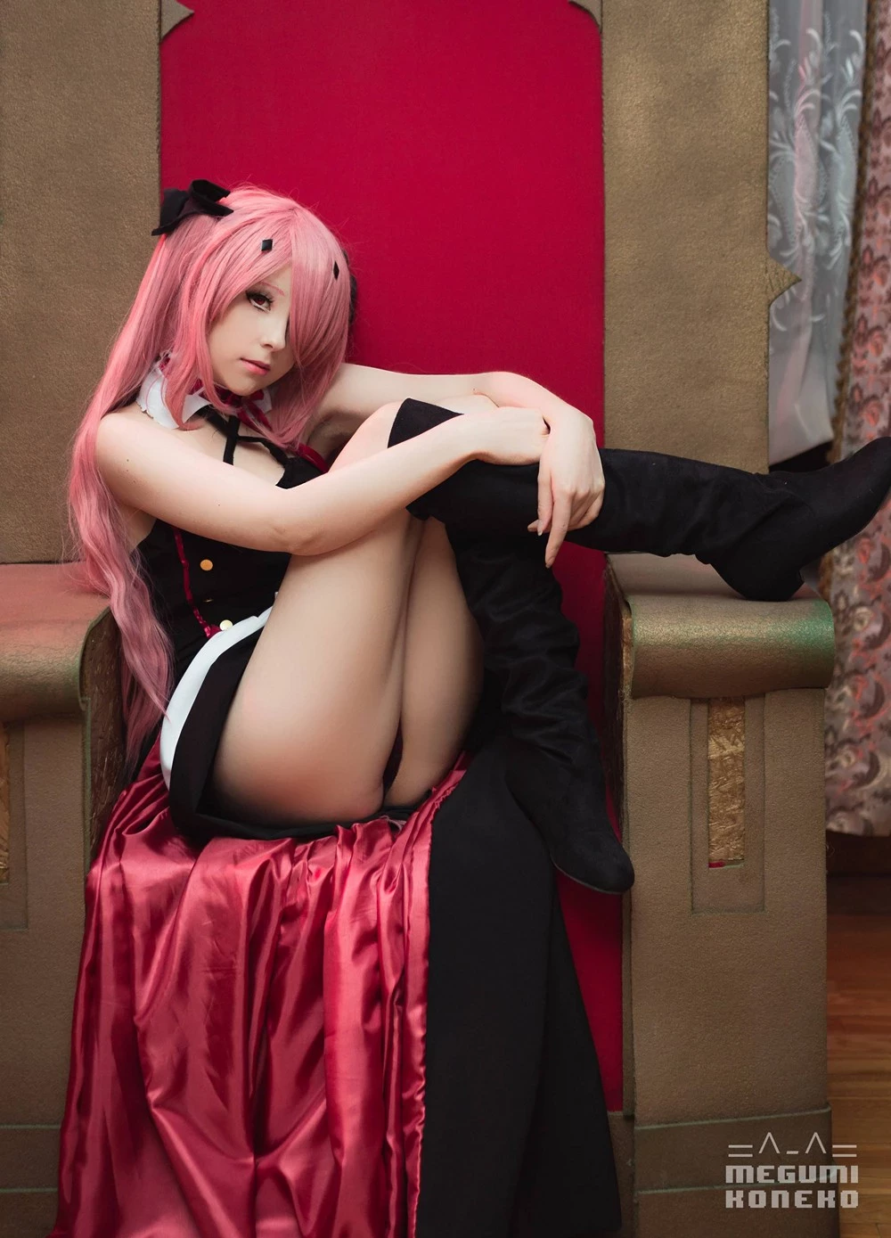 Megumi Koneko - Krul Tepes