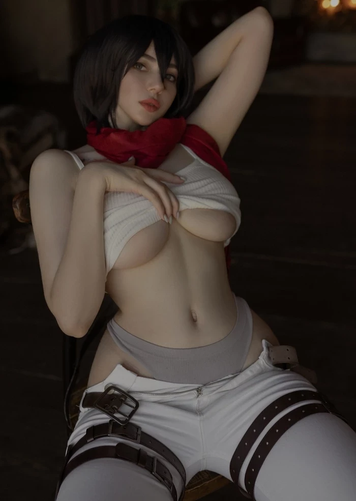 Alina Becker - Mikasa Ackerman