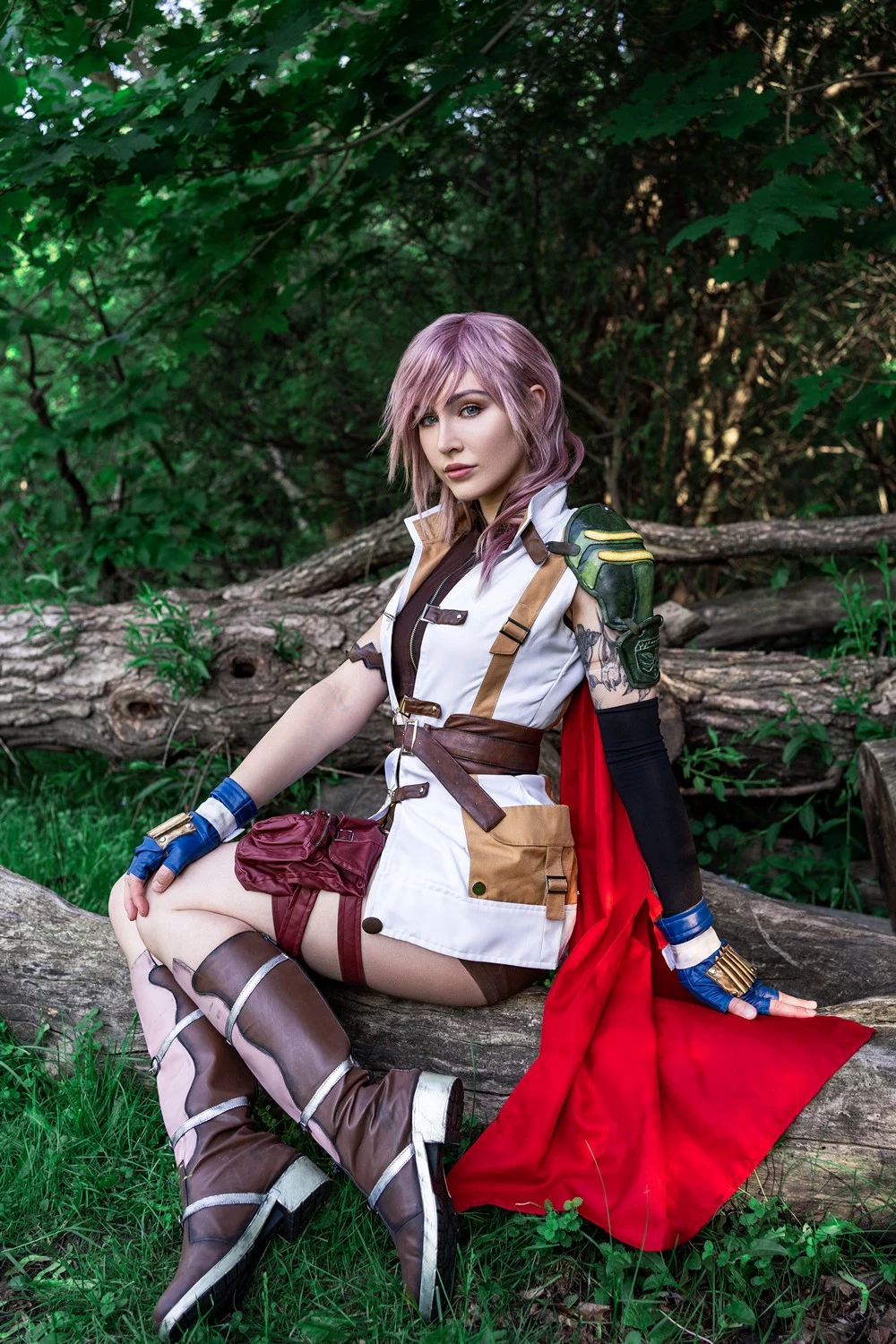 Luxlo Cosplay - Lightning