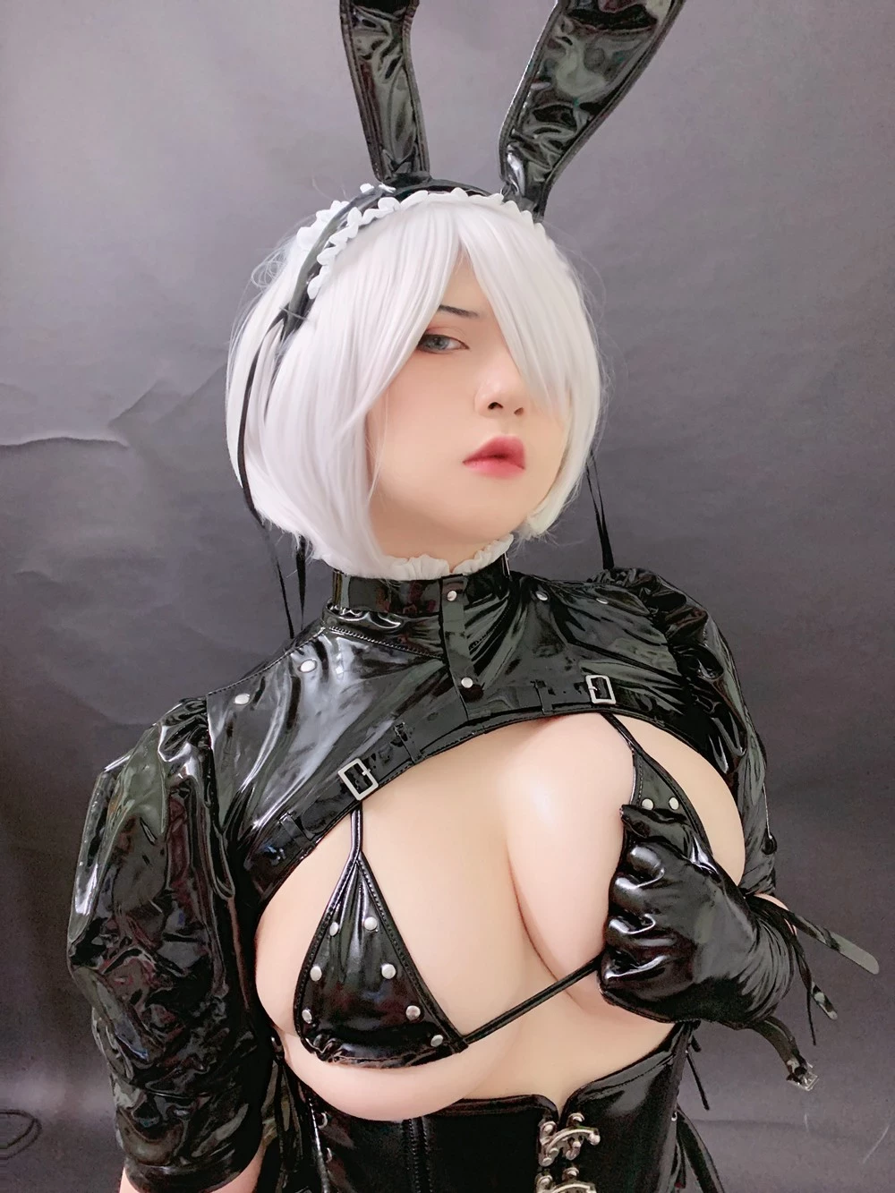 UyUy - 2B Bunny Maid