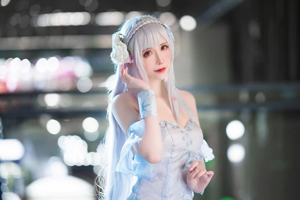 Sakiiii翎柒 Emilia Crystal Dress