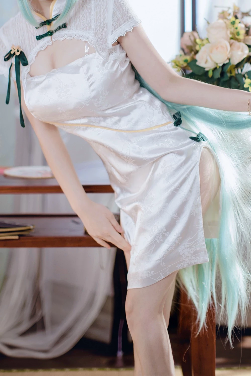 衣衣 - Miku Chinese Dress