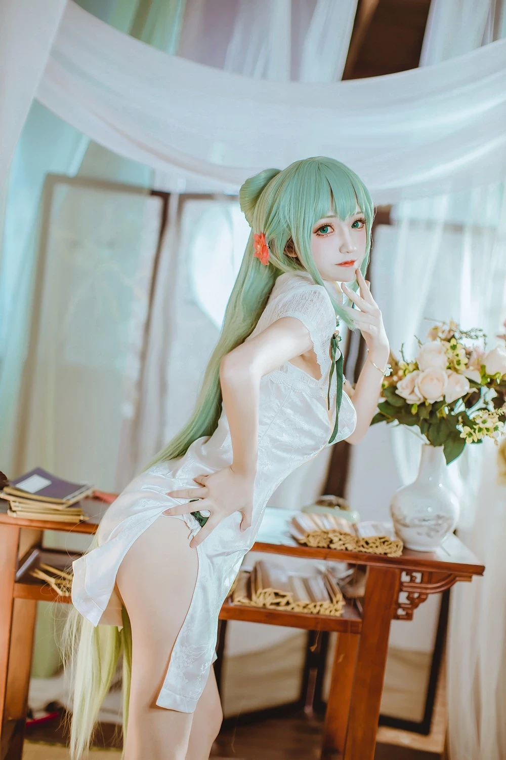 衣衣 - Miku Chinese Dress