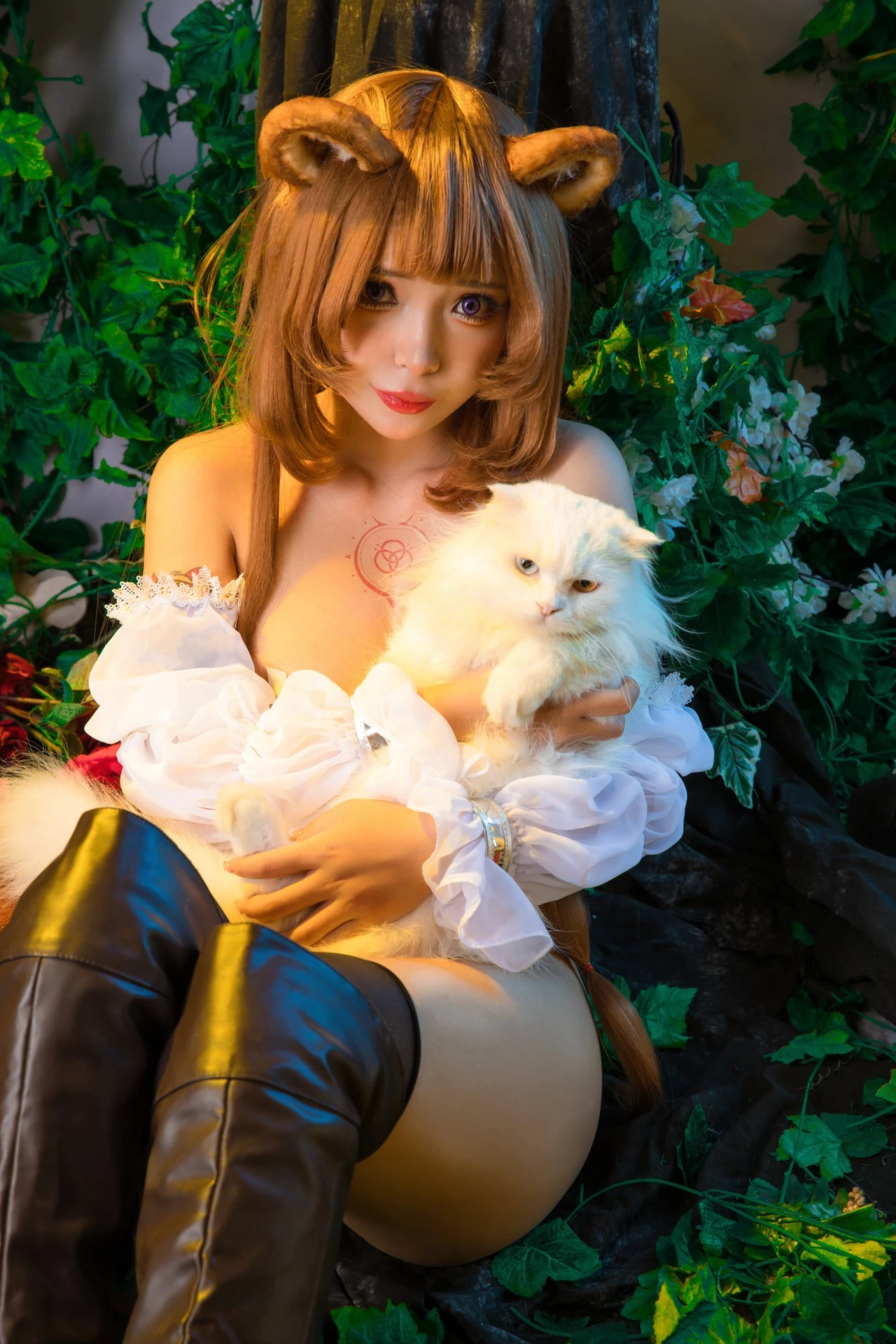 Cosplay UmekoJ ラフタリア Raphtalia