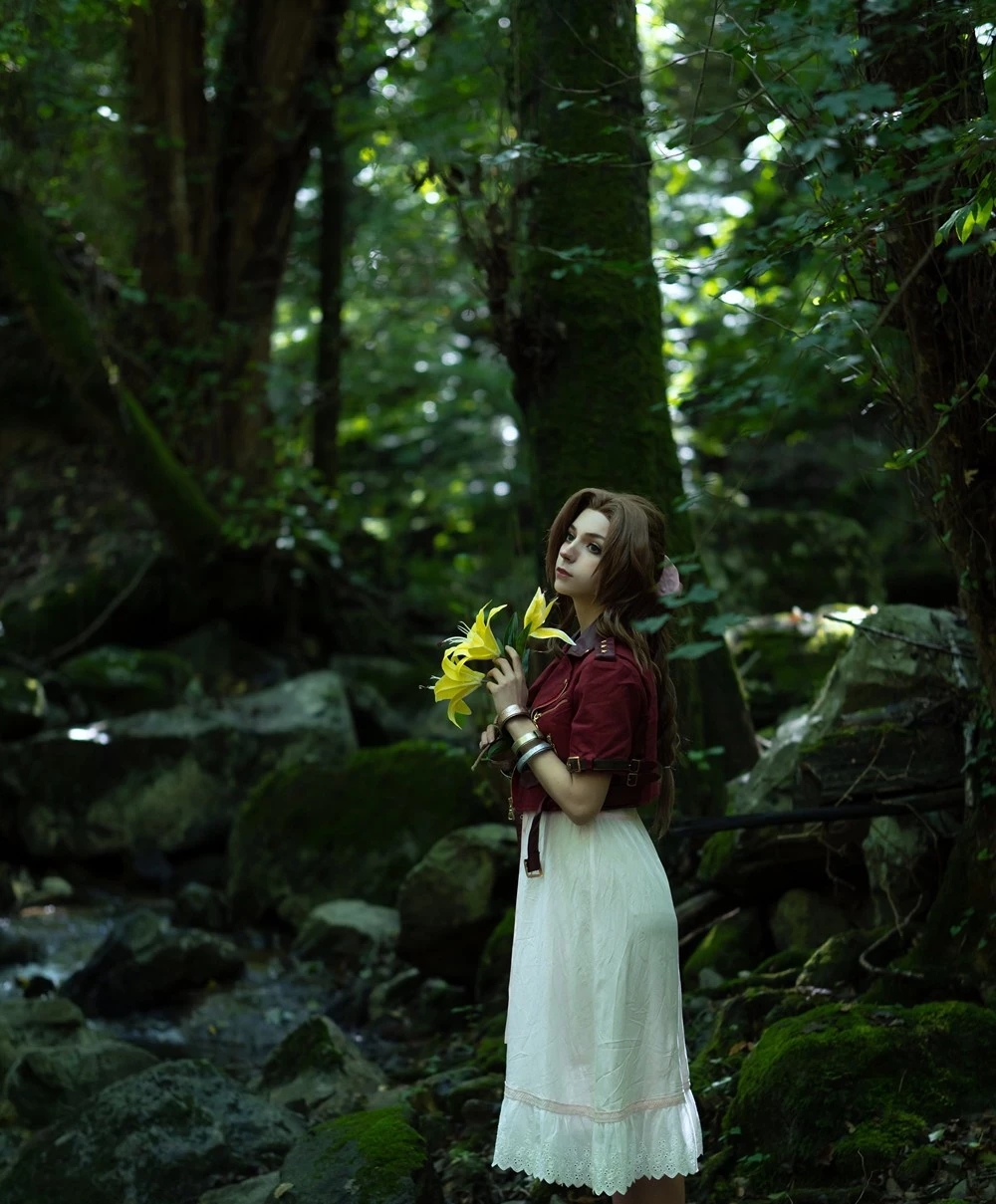 Himeecosplay - Aerith