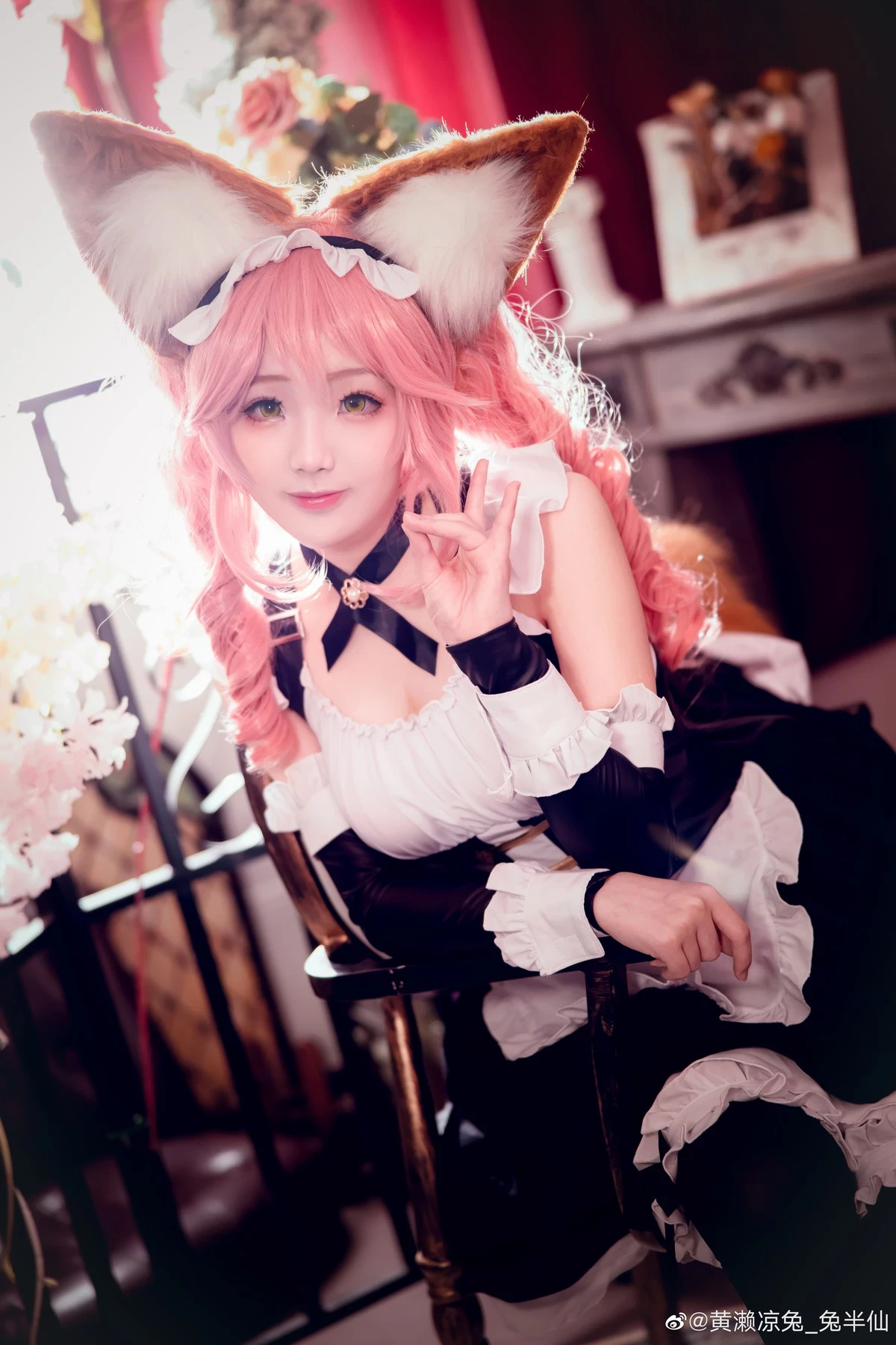 黃瀨涼兔_兔半仙 Cosplay fate玉藻前女僕ver