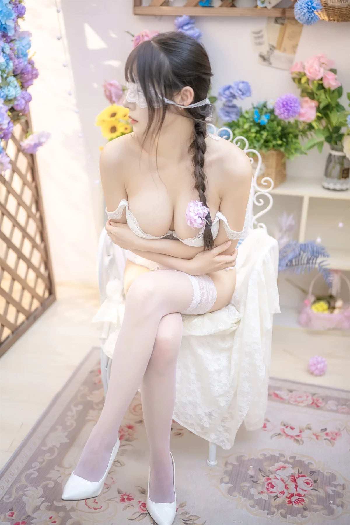 香草喵露露寫真 Cosplay 白色玫瑰