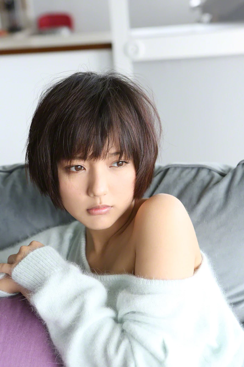 117 Erina Mano 真野恵里菜 2