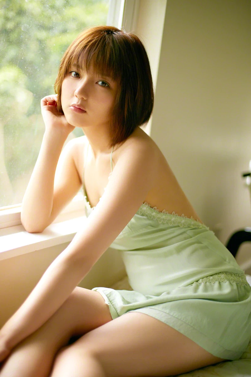 135 Erina Mano 真野恵里菜 1