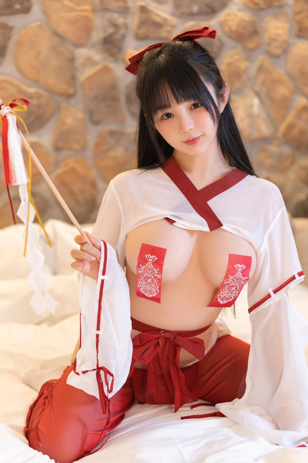 Cosplay 桜井寧寧 巫女