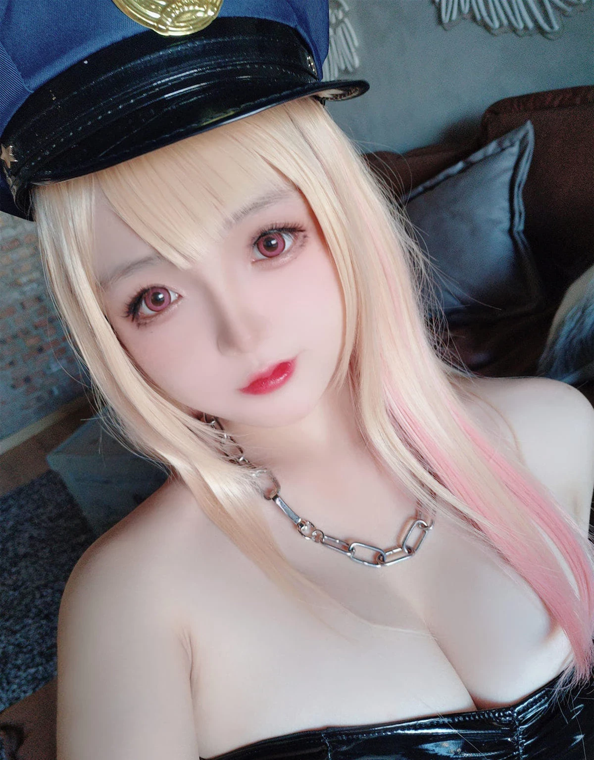 Cosplay 日奈嬌 喜多川海夢女警