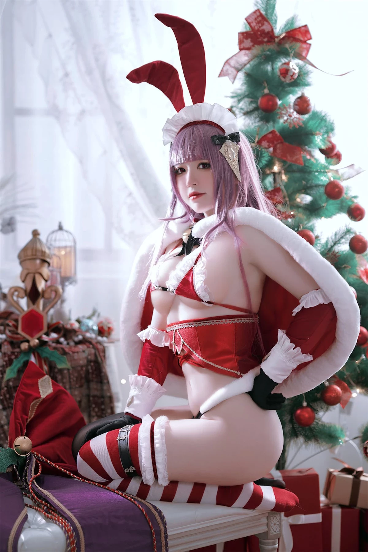 Cosplay 半半子 Christmas Bunny Aike