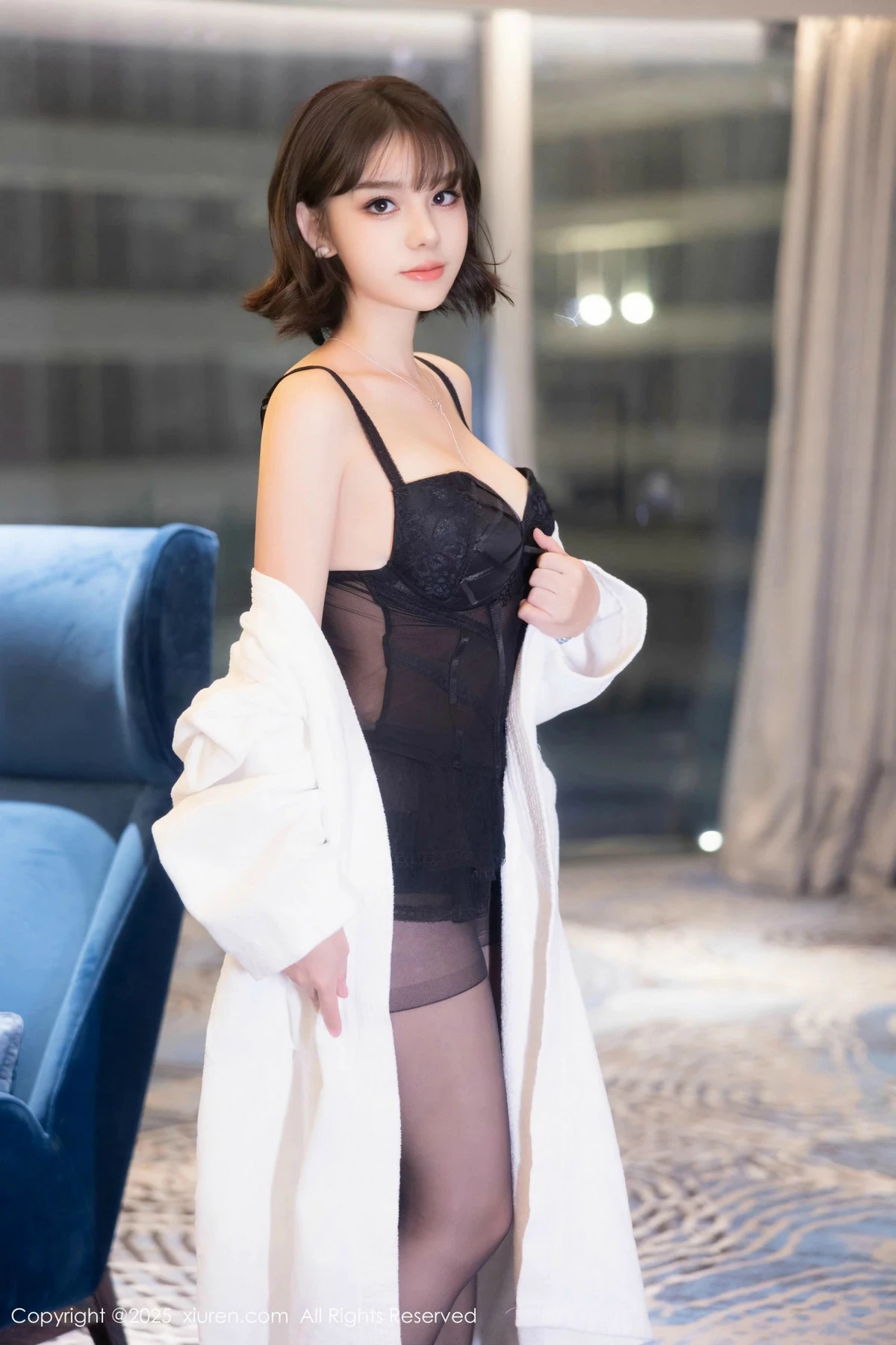 [XiuRen秀人网]2025.01.06 Vol.9713 黎苏苏 黑丝美腿 完整版无水印写真[78P]